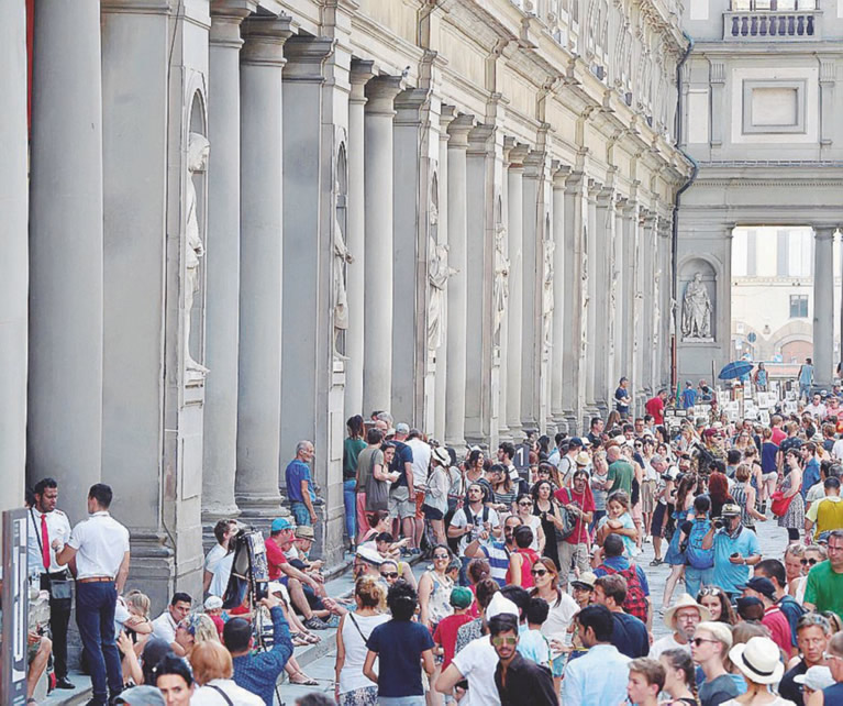 File d'attente de personnes à la Galerie des Offices