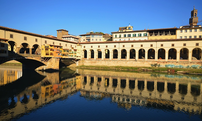Il Corridoio Vasariano degli Uffizi a Firenze costruito dall'architetto Giorgio Vasari